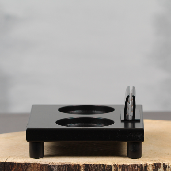 Plankje met uitsparingen en kaartklem | Dining Deco